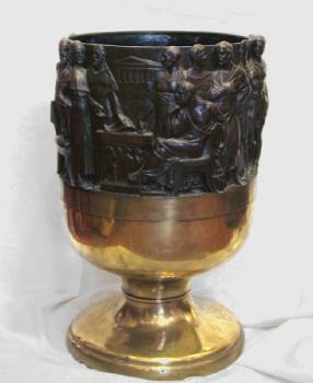 Váza s reliéfem Max Bernhardt