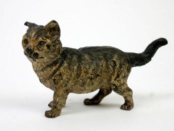 Bronzová figurka koèky 
